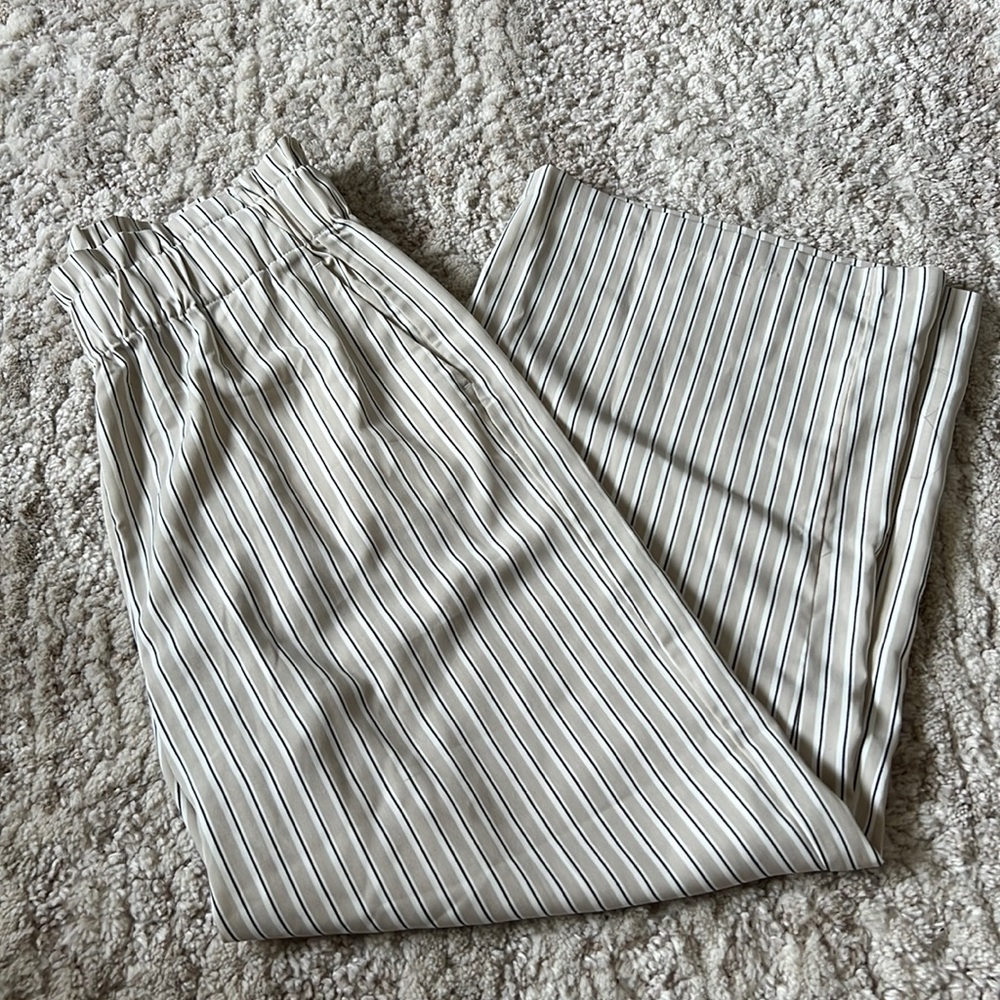 Dynamite Pants - Picture 3 of 3